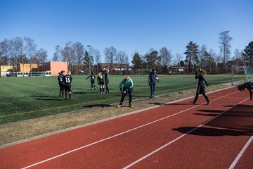 Bild 122 - B-Juniorinnen Halbfinale SVHU - Holstein Kiel : Ergebnis: 3:0